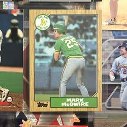 Mark McGwire - 378 Baseball Cards (1987 To 2002)