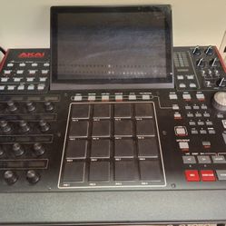 AKAI PROFESSIONAL MPCX MIXER