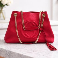 Gucci Soho Red Pebbled Leather Chain Tote w/ Tassel