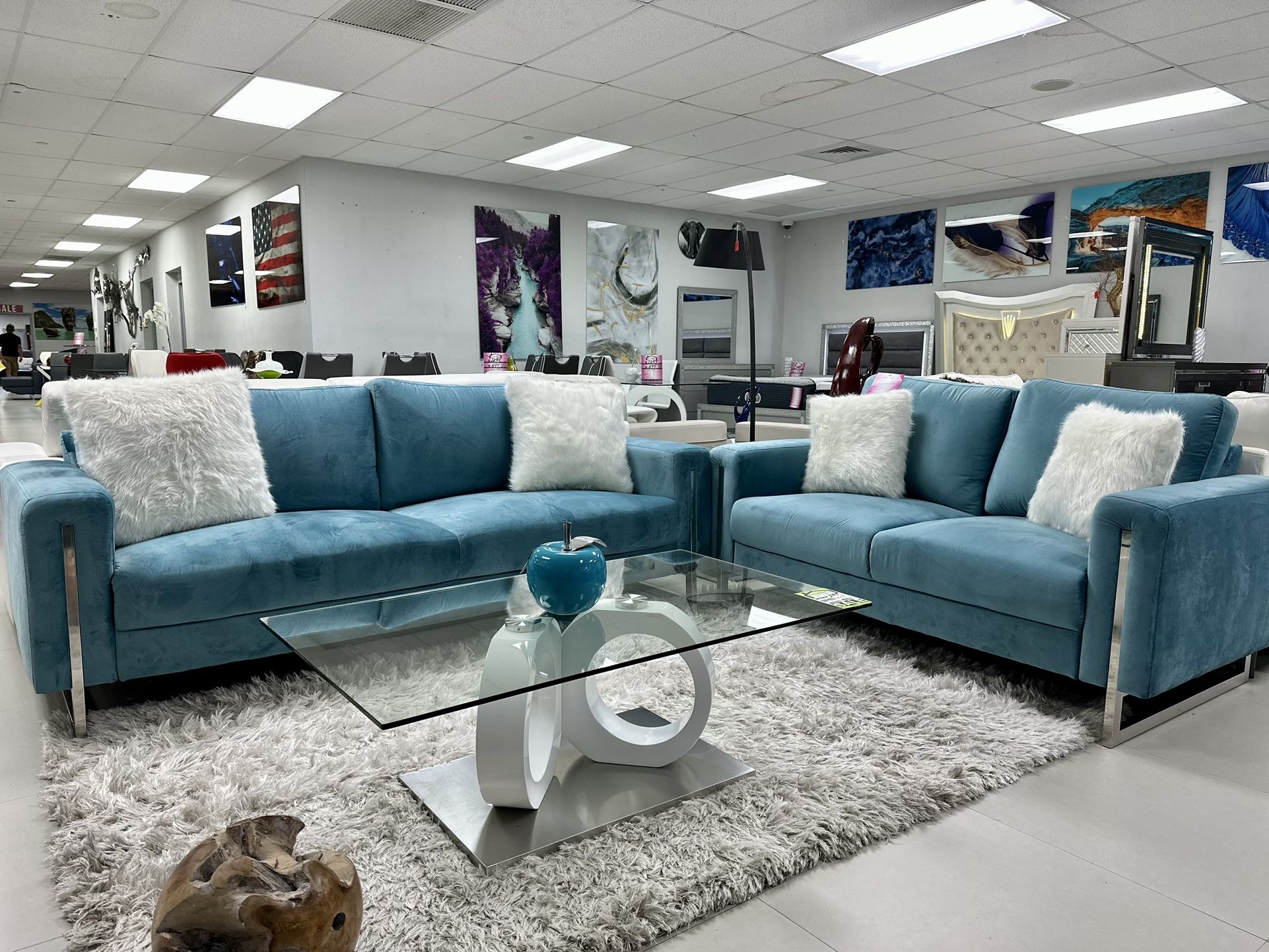 Beautiful Modern Sofa And Loveseat On Sale Plus Get Four FREE Pillows W/ Your Purchase (Limited Stock)! 
