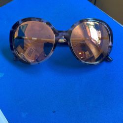 Women’s Burberry Sunglasses
