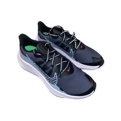 Nike Winflo 7 Shield Size 8.5