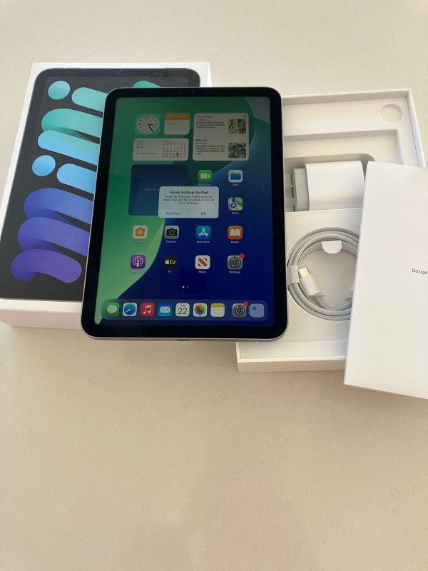 NEW APPLE IPAD Mini 7 A17 Pro 128GB WIFI + CELLULAR + CASE + WARRANTY + USB