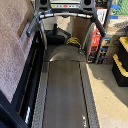 TRUE Treadmill 