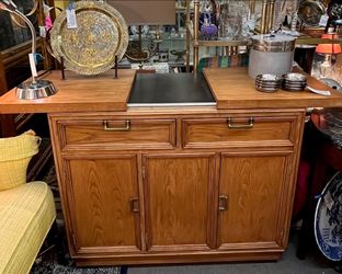Mid Century Modern Bar Cart on Castors