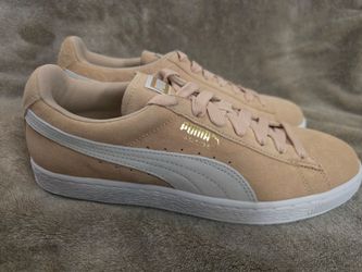 Puma classic women's shoes Size 9