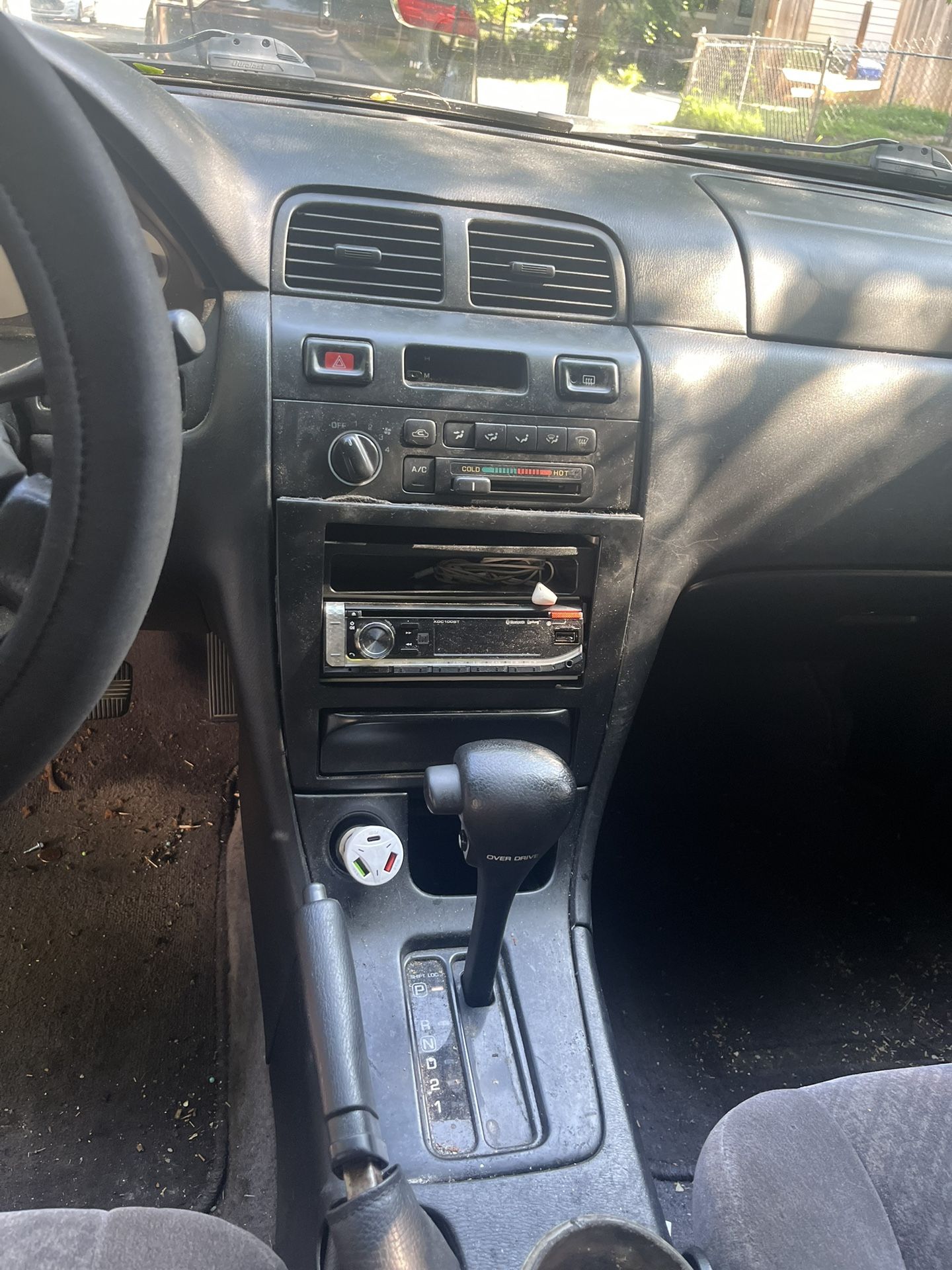 1998 Nissan Maxima