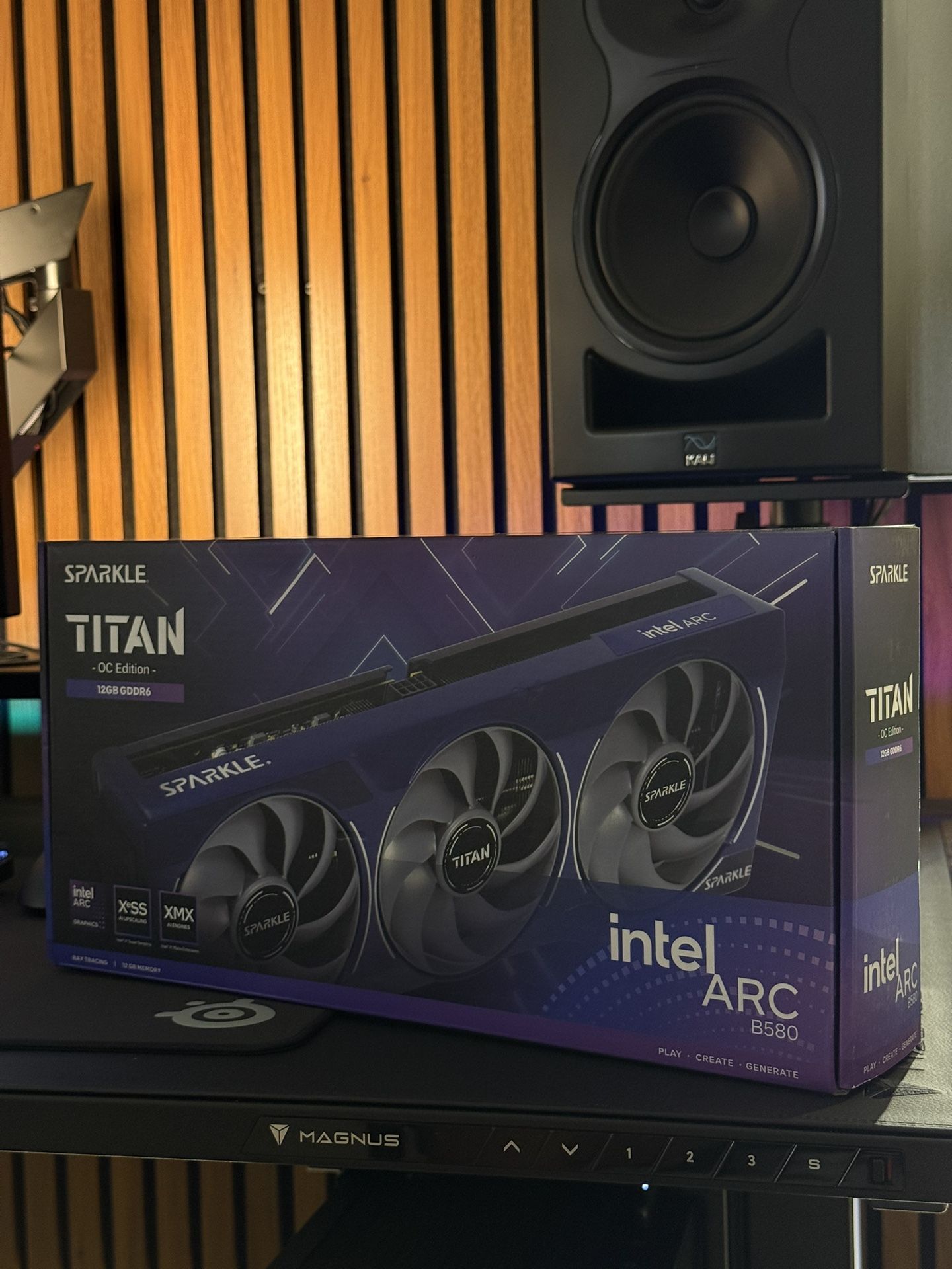 SPARKLE Intel Arc B580 TITAN OC, 12GB GDDR6