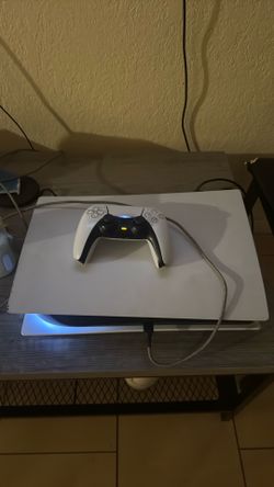 PS5 + controller