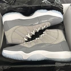 DS Jordan Cool Grey 11s Size 9.5