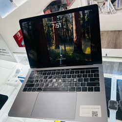 MacBook 2018 512 gb