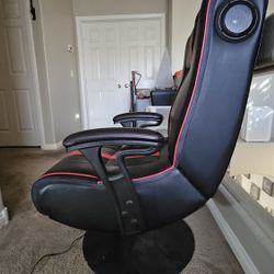 Gaming Chair In Great Condition!