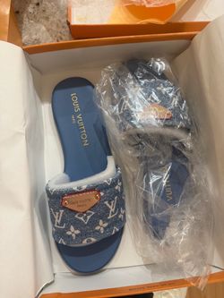 Lilly LV Slides