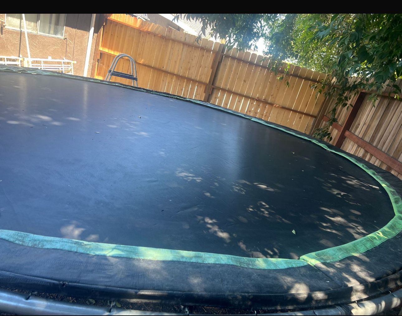 Trampoline