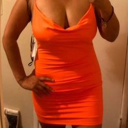 Orange Dress New M /Vestido Naranja Nuevo M