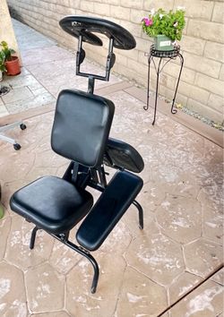 Portable Massage Chair(premium PU leather and thick cushioning)