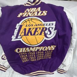 NBA FINALS CHAMPION LOS ANGELES LAKERS 
