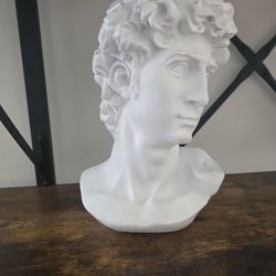 Statue of Artemis and David