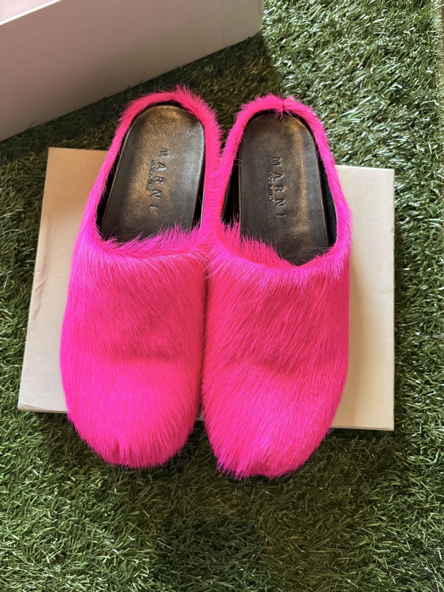 Pink Marni Slide Size 11