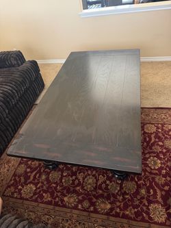 Center table / furniture