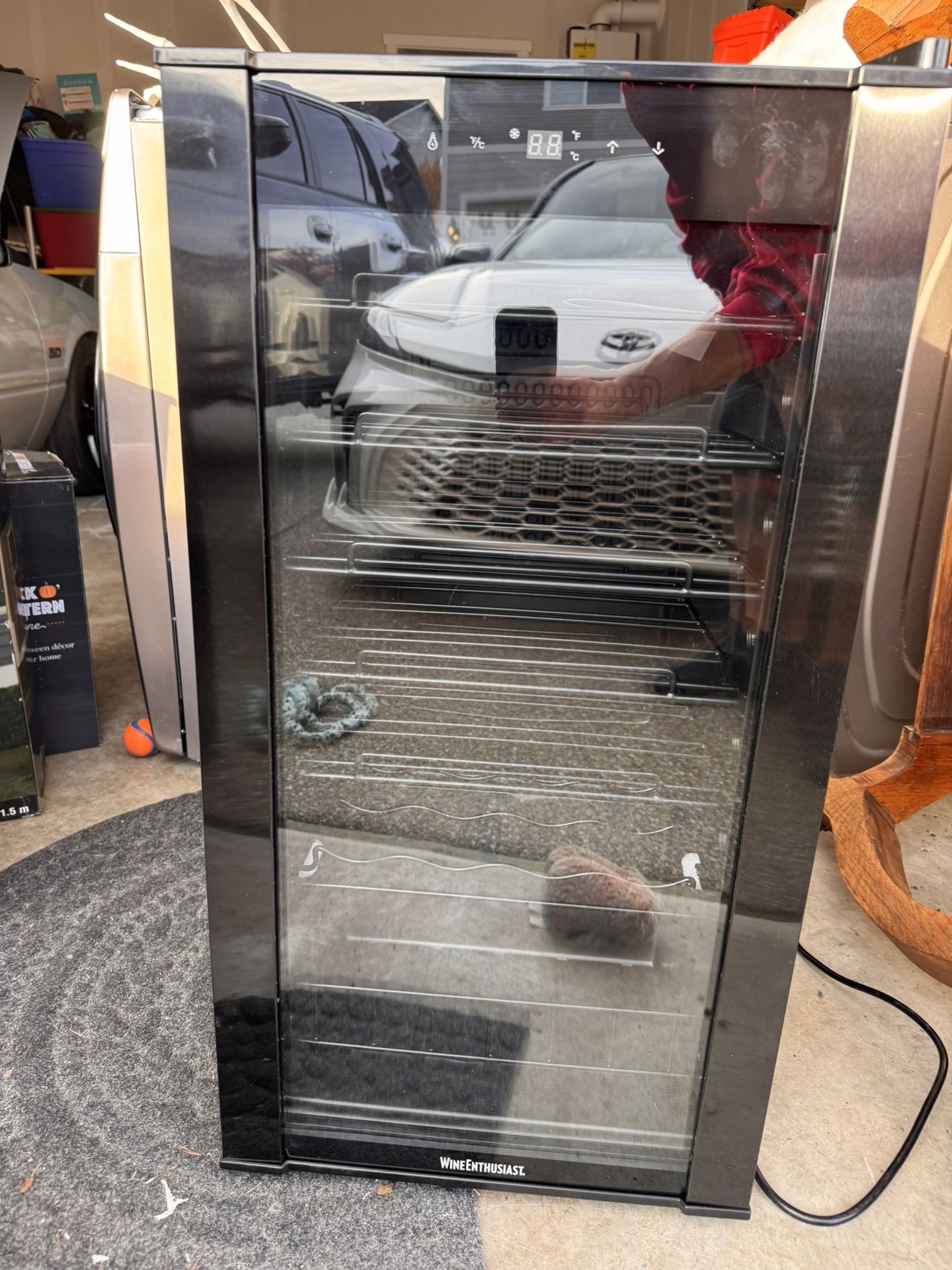 28 Bottle Wine Cellar By Wine Enthusiast