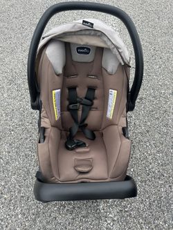 Infant car seat with Base