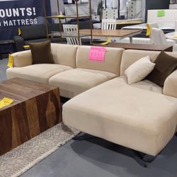 NEW SECTIONAL BEIGE VELVET 115x65