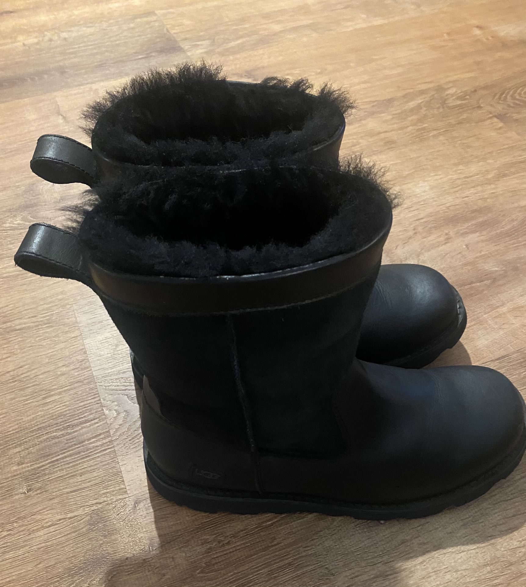 UGG Wrangell Black Boots.  Size 9.5 W/ 8 M