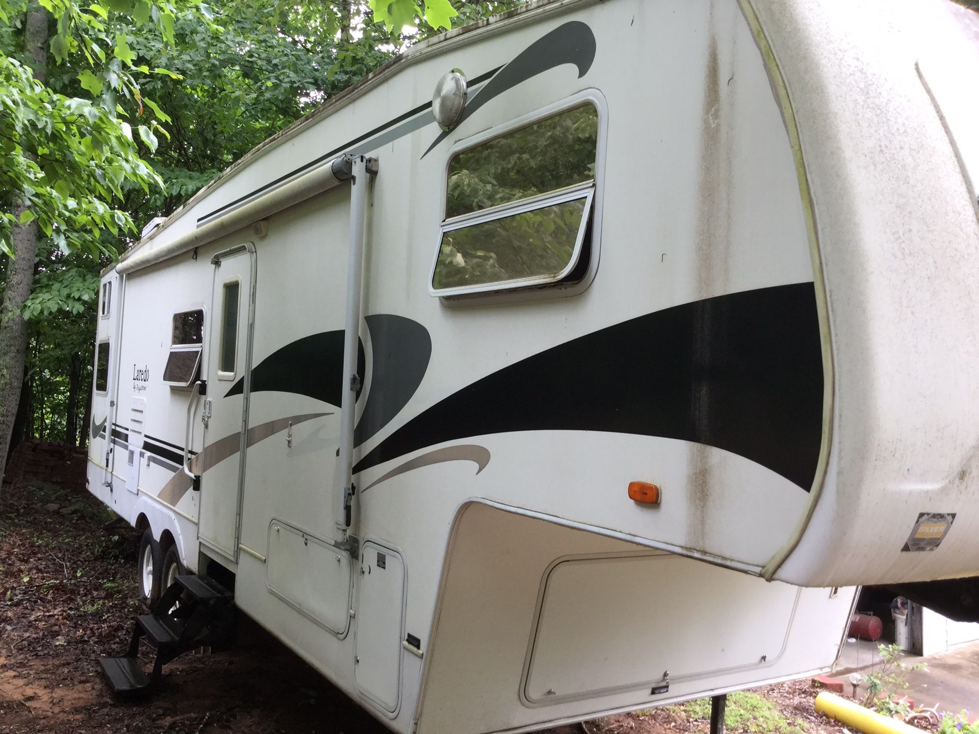 2003 Laredo by keystone