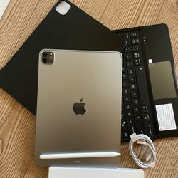 iPad Pro 11” (M2 chip / 2022 model) 4th Generation 128GB with keyboard case and stylus pen