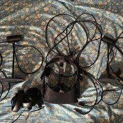 **TESTED WORKING** oculus 1 complete set with BOTH controllers and sensors