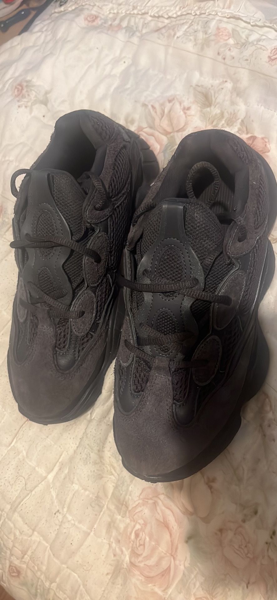 Yeezy 500 utility black