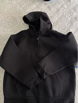 Syna world sweater