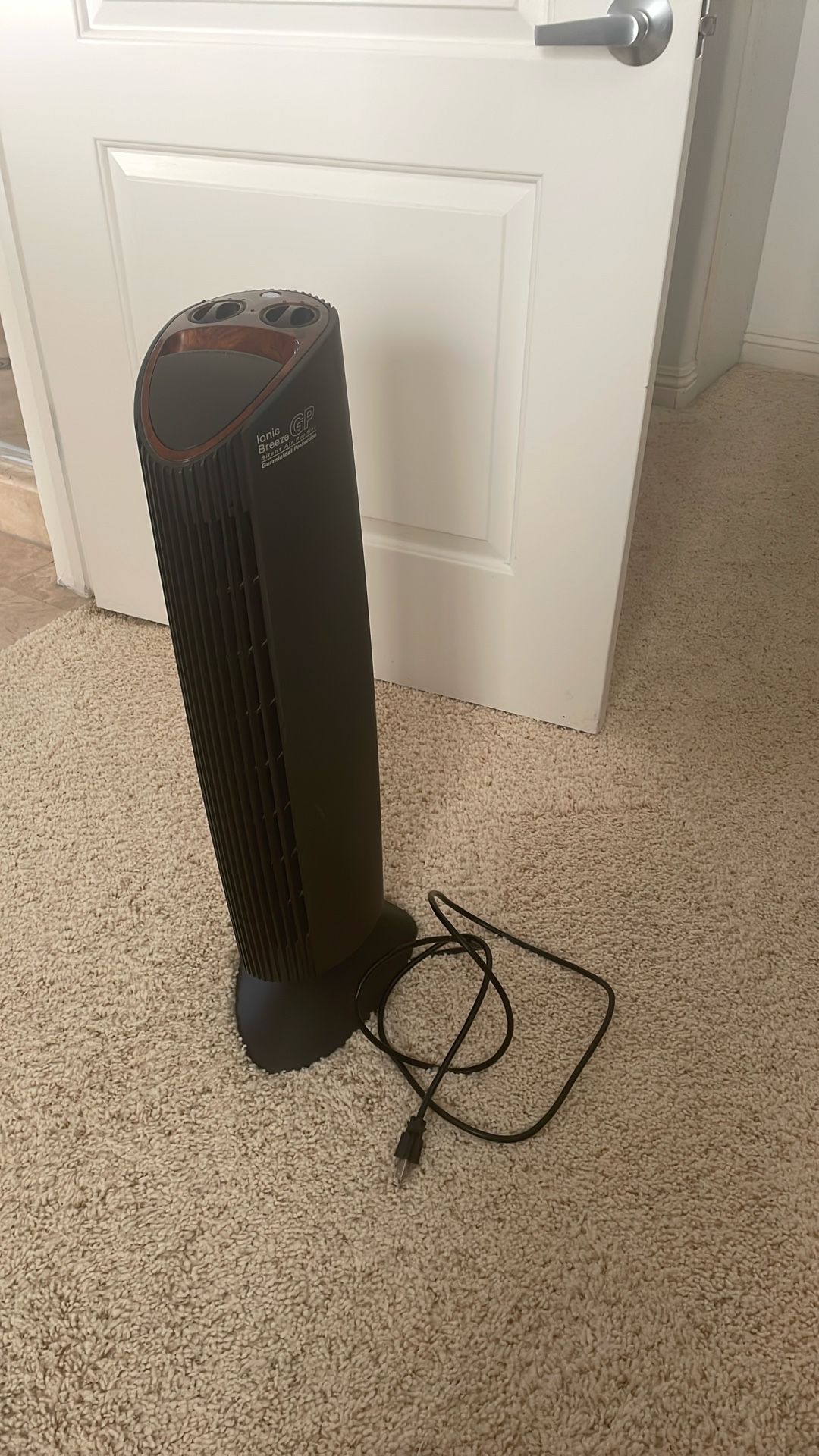 The Sharper Image Design Air Purifier 
