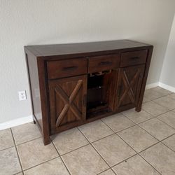 Free Wooden Console