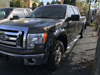 2009 Ford F1 50 4 x 4 quad cab