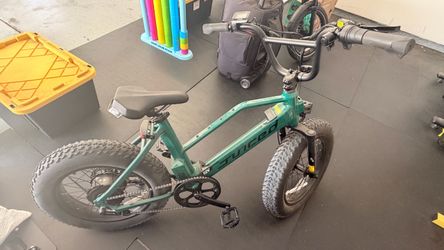 Juiced Rip Racer Fat Tire Ebike Electric Bike 40 miles