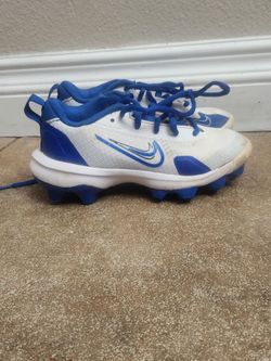 Boys baseball cleats