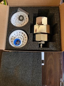 20-Stage Shower Head Filter-for Hard Water, with 3 Replaceable Filter Cartridges, High Output for Removing Chlorine and fluoride,   Brand new  Only pi