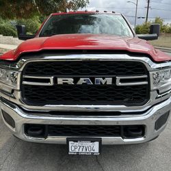 2022 Ram 3500 Chassis Cab 3500 Tradesman Crew Cab Chassis 4X4 60 CA