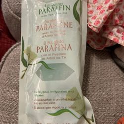 GiGi Paraffin Wax 16 oz Eucalyptus 