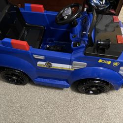 Nickelodeon s PAW Patrol Chase Police Cruiser 6 Volt Ride On