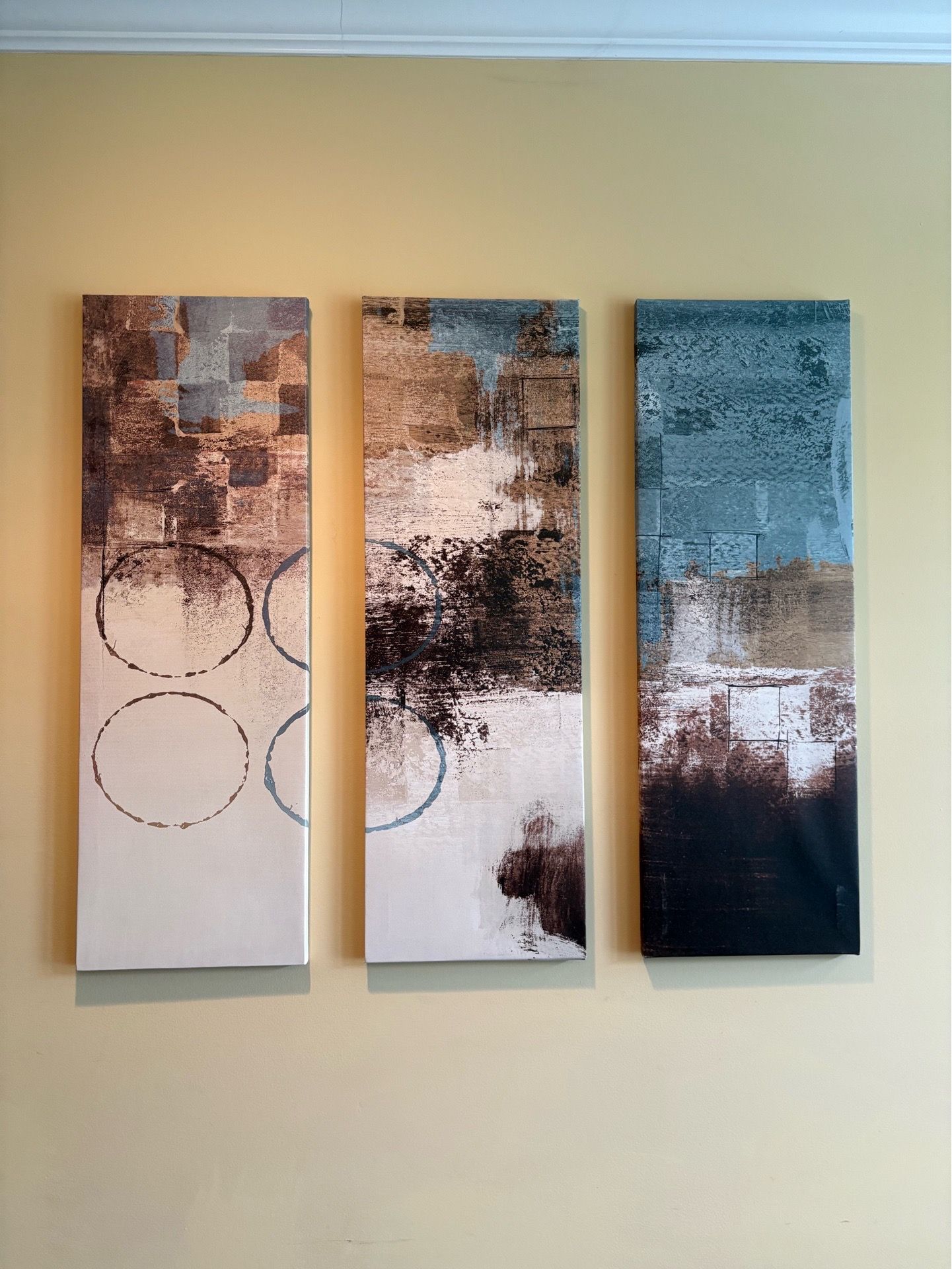 Wall art canvasses