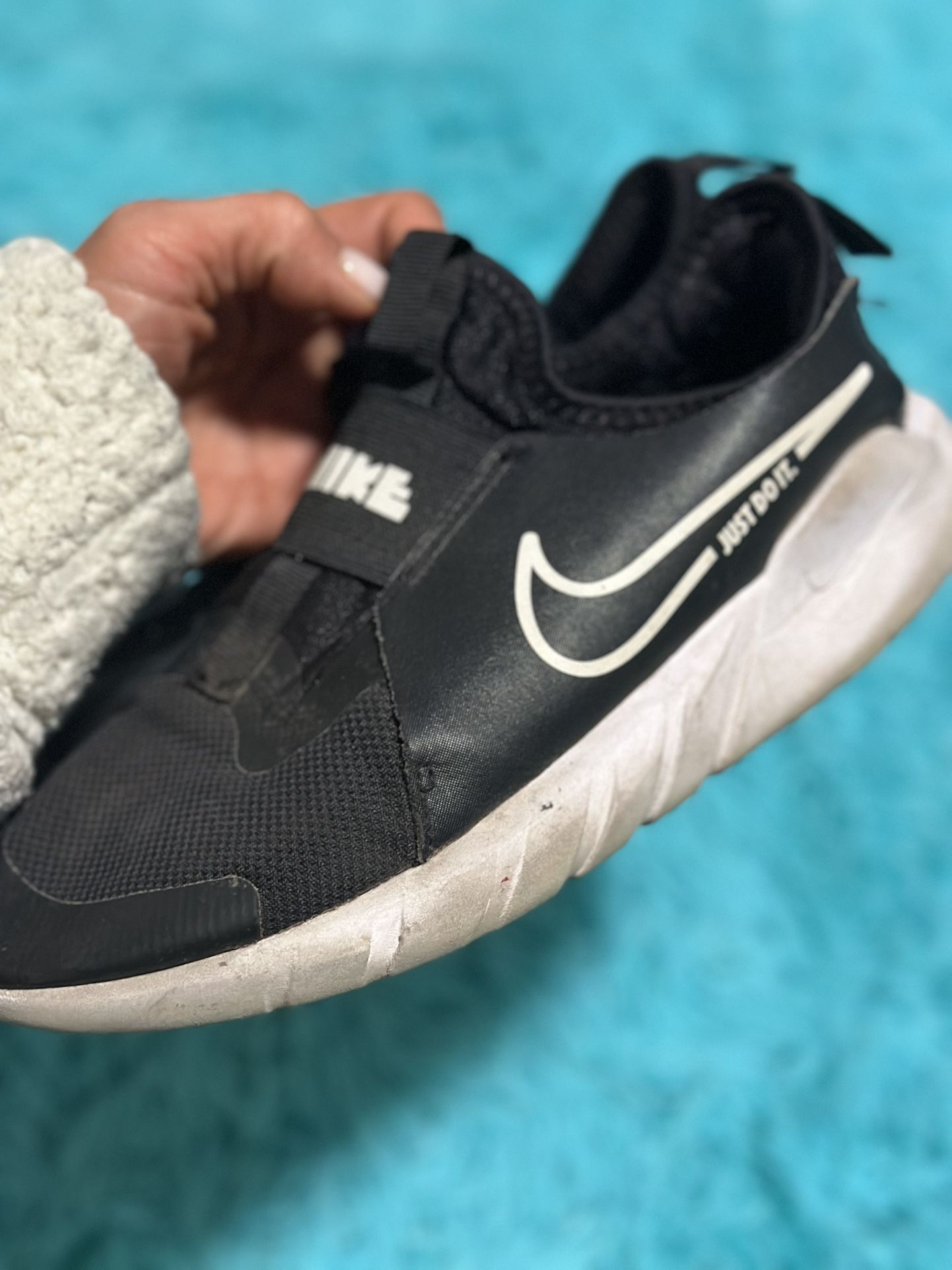 Boy Nike Shoes Size 4Y