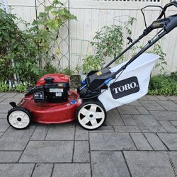 Toro Mower 7.5hp Lawnmower Rear Wheel Drive Personal Pace Stow N Go Variable Speed Self Propel System