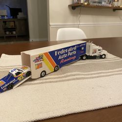 Vintage Federated auto parts racing car comes with semi and trailer 
