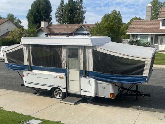 2007 Fleetwood Cheyenne Pop-up Trailer