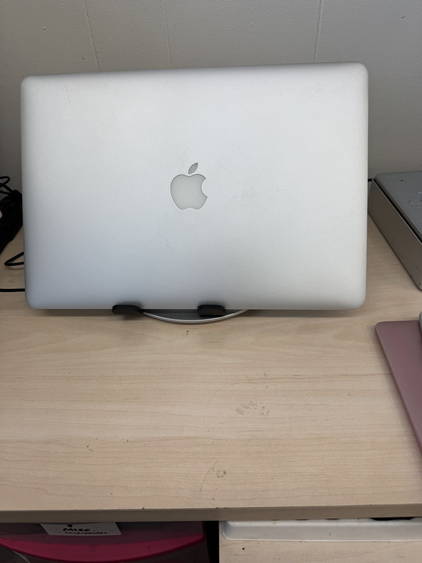 Apple MacBook Pro Retina 15” A1398 Intel i7 8GB RAM 256GB SSD