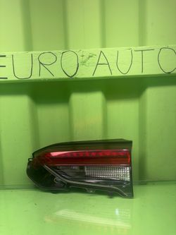 2019 2020 2021 2022 2023 2024 Toyota Rav4 Rav-4 Right Passenger Side Inner Tail Light OEM 81580-0R06000