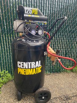 Brand New Air Compressor ( 2.5HP *21 Gallon)